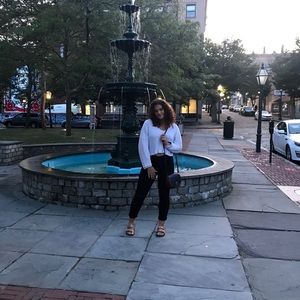 Meet your Posher, Sofia